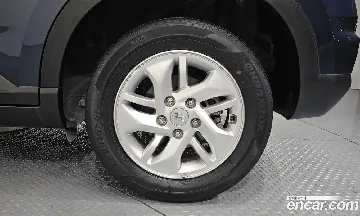 Hyundai Venue 2022 1.6 Автомат в Москве № 518394, фото 5