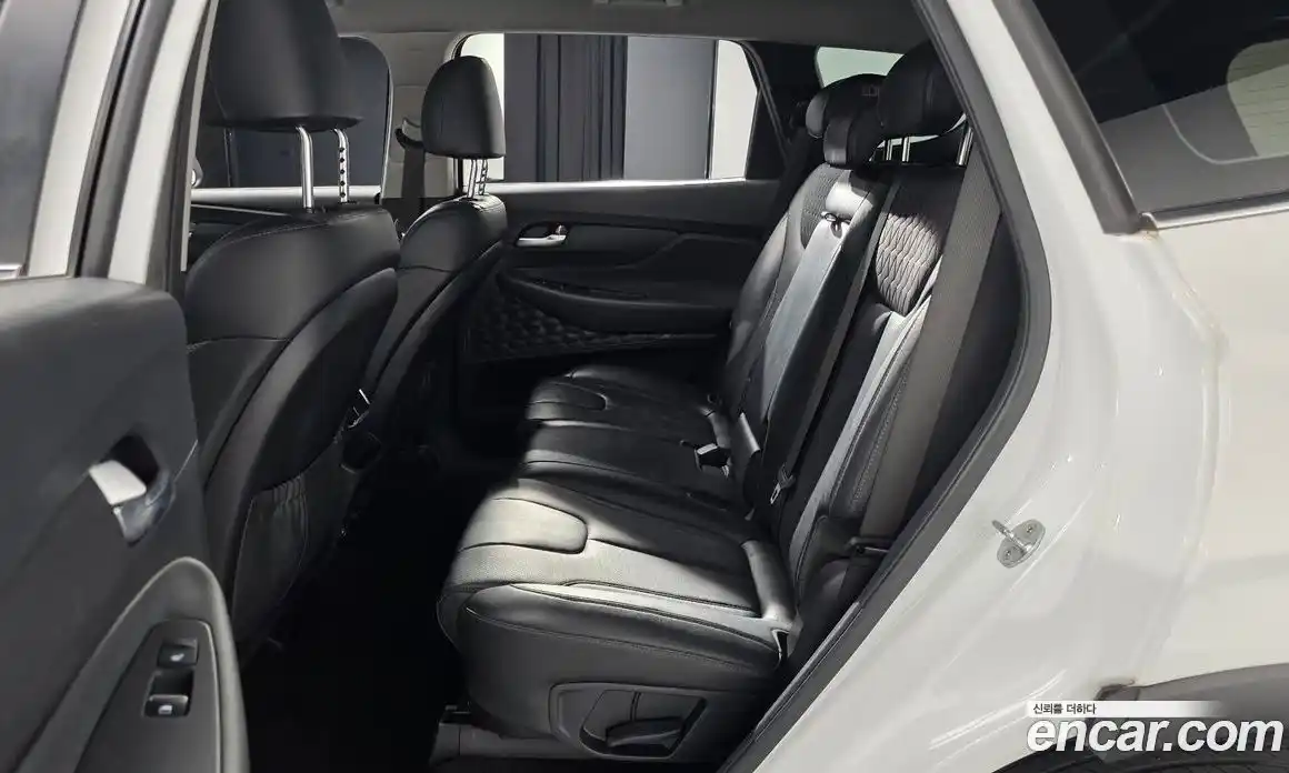 Hyundai Santa Fe 2020 2.0 Автомат в Москве № 518714, фото 11