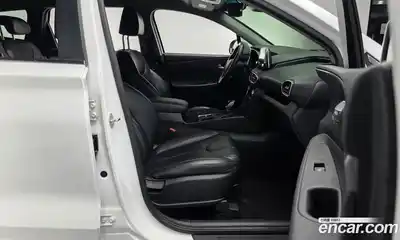 Hyundai Santa Fe 2020 2.0 Автомат в Москве № 518714, миниатюра 9