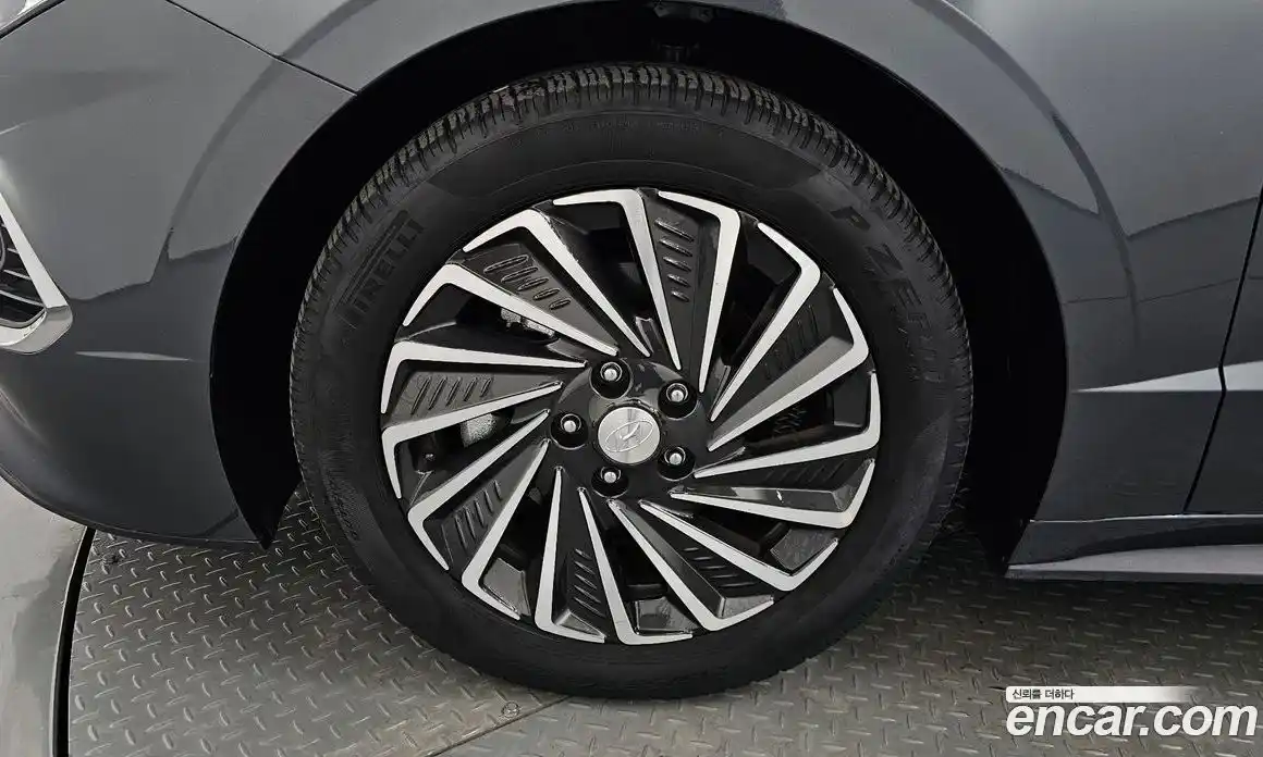 Hyundai Sonata 2021 2.0 Автомат в Москве № 518928, фото 4