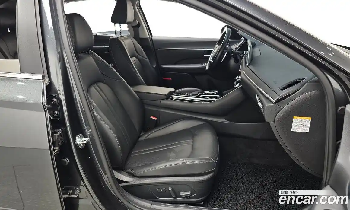 Hyundai Sonata 2021 2.0 Автомат в Москве № 518928, фото 10