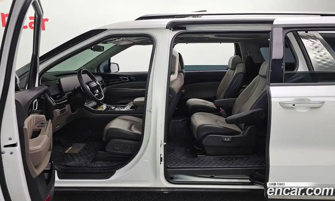 Kia Canival 2025 2.2 Автомат в Москве № 519434, фото 11