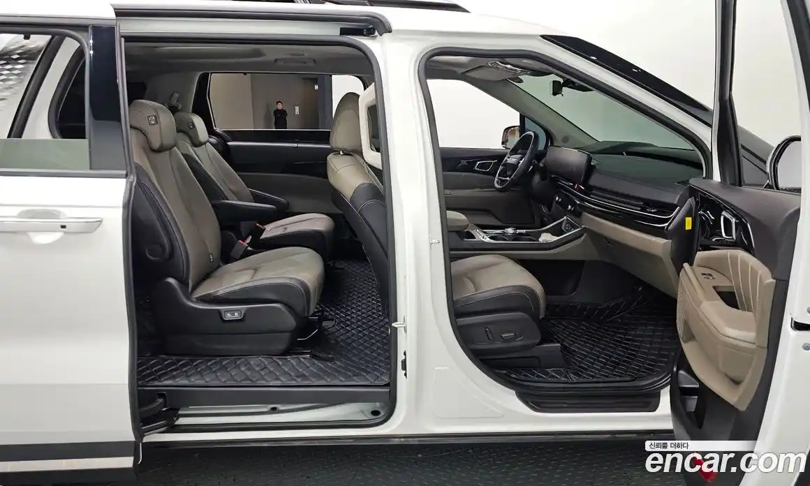 Kia Canival 2025 2.2 Автомат в Москве № 519434, фото 12