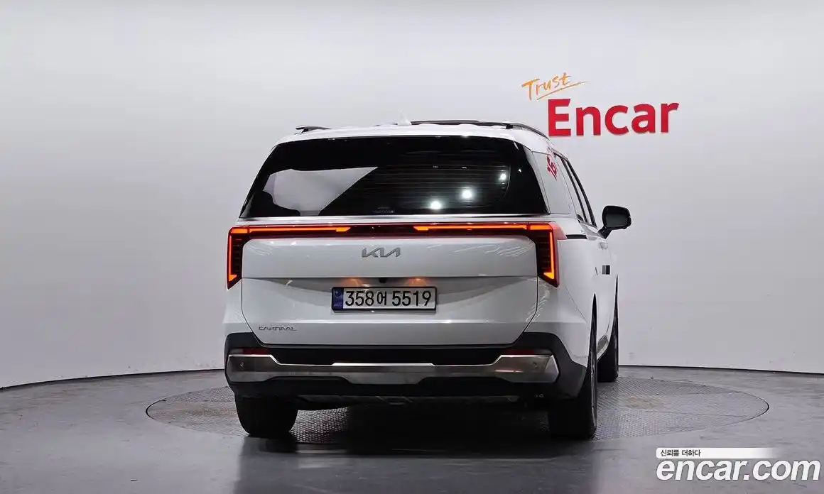Kia Canival 2025 2.2 Автомат в Москве № 519434, фото 4