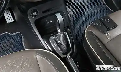 Renault QM3 2016 1.5 Автомат в Москве № 520616, миниатюра 9