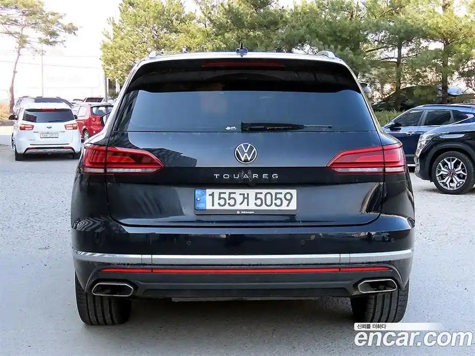 Volkswagen Touareg 2021 3.0 Автомат в Москве № 520792, фото 4