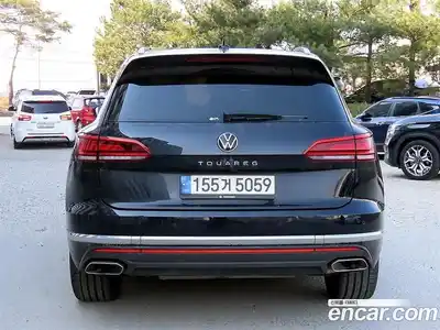 Volkswagen Touareg 2021 3.0 Автомат в Москве № 520792, миниатюра 4