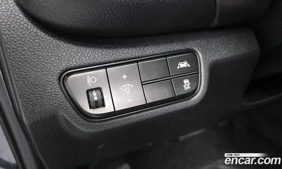 Kia Seltos 2020 1.6 Автомат в Москве № 521828, фото 18