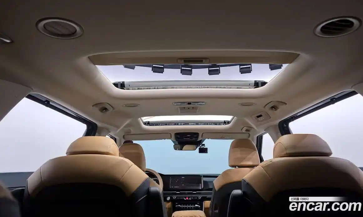 Kia Canival 2021 2.2 Автомат в Москве № 522449, фото 20