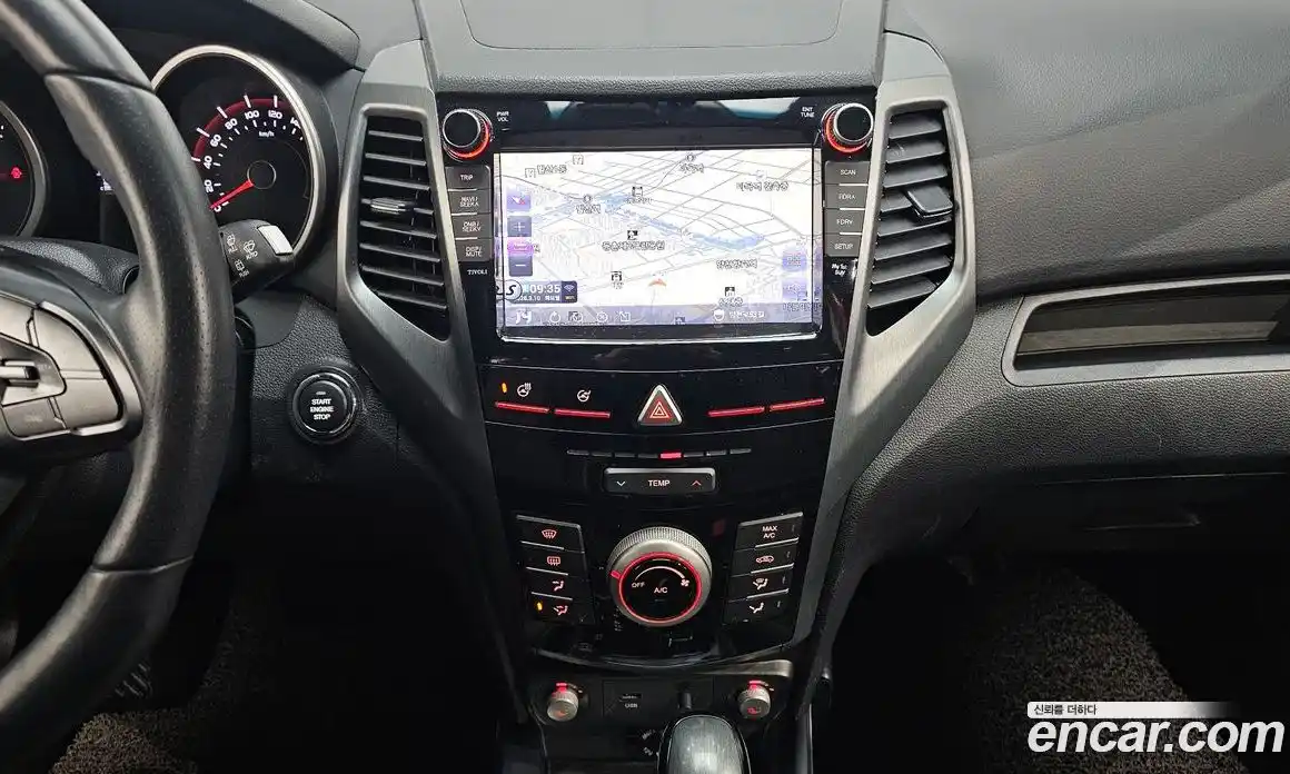 SsangYong TIBOLI 2018 1.6 Автомат в Москве № 523224, фото 14