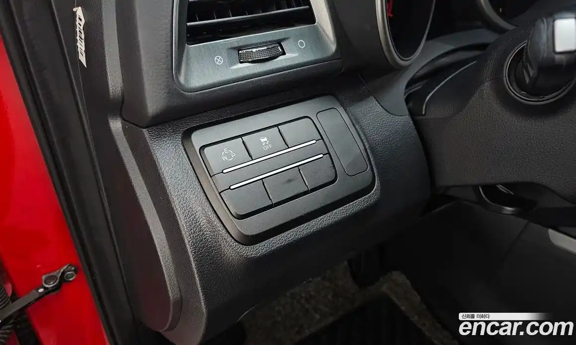 SsangYong TIBOLI 2018 1.6 Автомат в Москве № 523224, фото 18