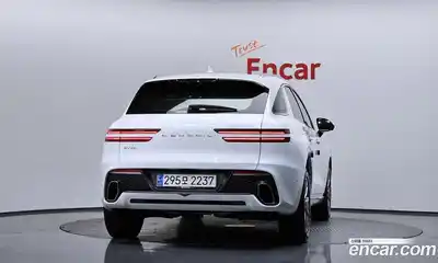 Genesis GV70 2024 2.5 Автомат в Москве № 523660, миниатюра 3