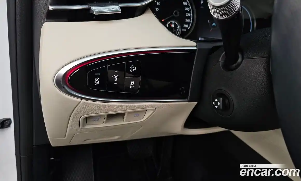 Genesis GV70 2022 2.5 Автомат в Москве № 523770, фото 16