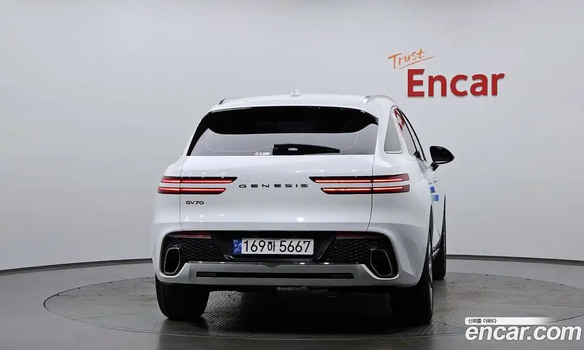 Genesis GV70 2022 2.5 Автомат в Москве № 523770, фото 3