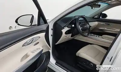Genesis GV70 2022 2.5 Автомат в Москве № 523770, миниатюра 9