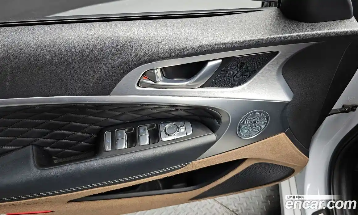 Genesis G70 2019 2.2 Автомат в Москве № 524091, фото 17