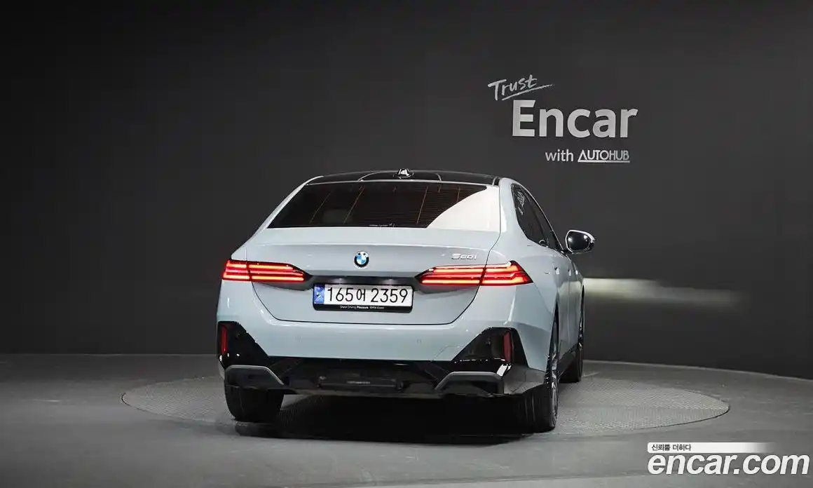 BMW 5-Series 2024 2.0 Автомат в Москве № 526548, фото 4