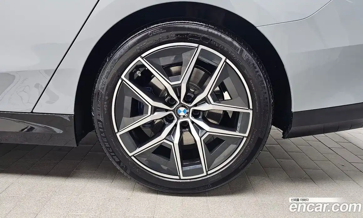 BMW 5-Series 2024 2.0 Автомат в Москве № 526548, фото 5