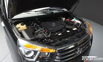 SsangYong Korando 2014 2.0 Автомат в Москве № 526792, миниатюра 6