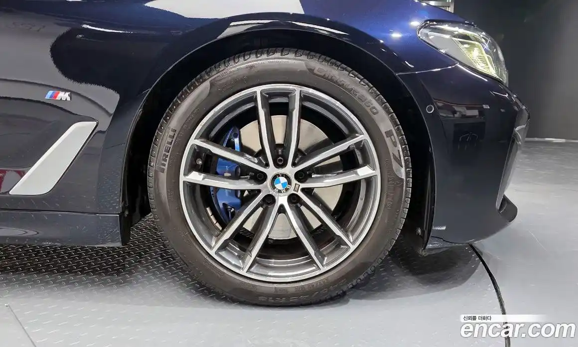 BMW 5-Series 2023 2.0 Автомат в Москве № 527058, фото 4