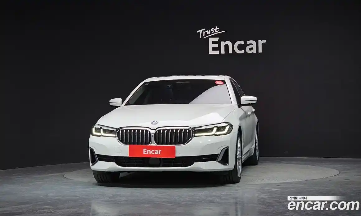 BMW 5-Series 2023 2.0 Автомат в Москве № 527769, фото 3