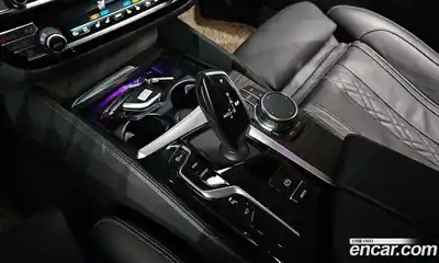 BMW 5-Series 2023 2.0 Автомат в Москве № 527769, миниатюра 9