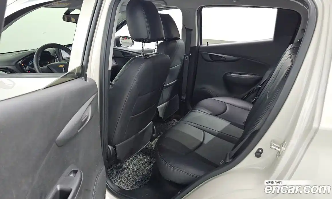 Chevrolet Spark 2016 1.0 Автомат в Москве № 527819, фото 13