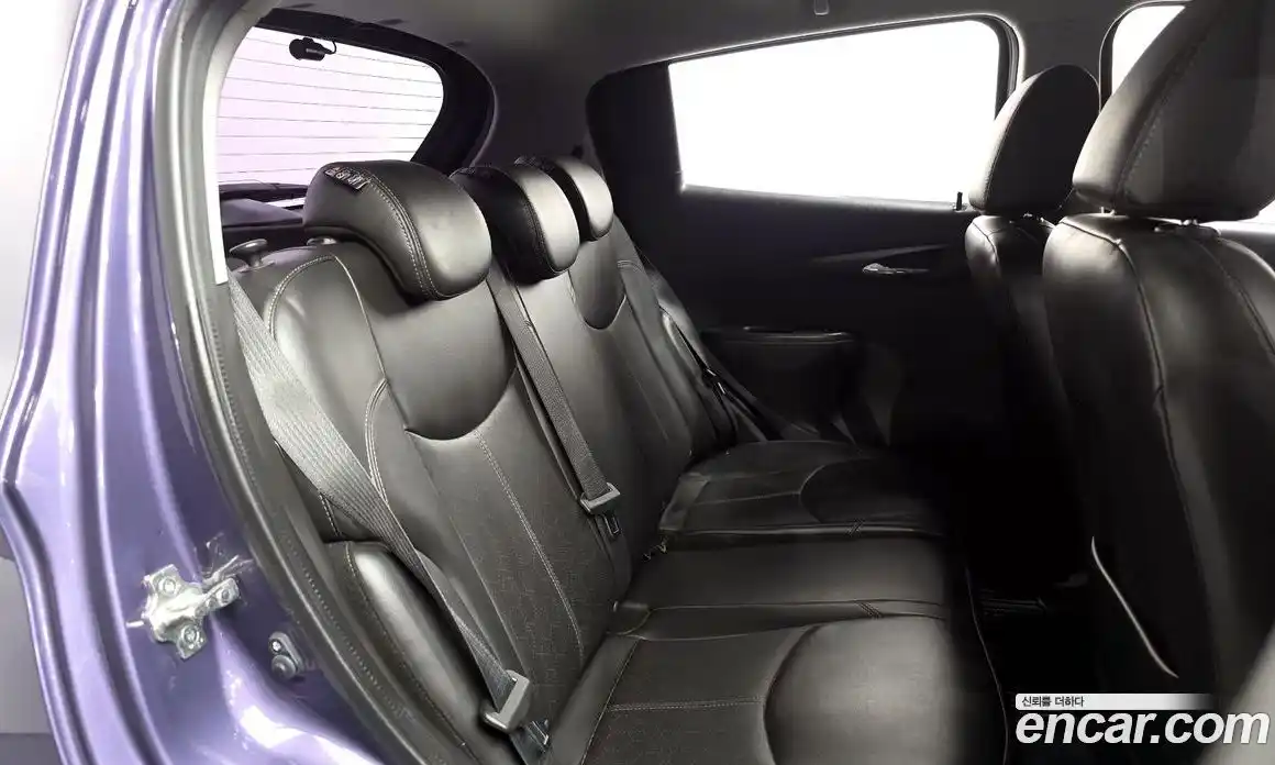 Chevrolet Spark 2017 1.0 Автомат в Москве № 527917, фото 12