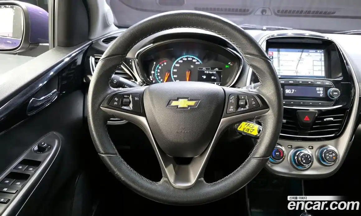 Chevrolet Spark 2017 1.0 Автомат в Москве № 527917, фото 13
