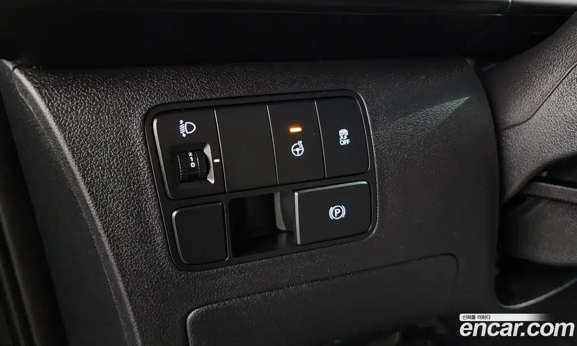 Hyundai Staria 2025 3.5 Автомат в Москве № 529576, фото 13