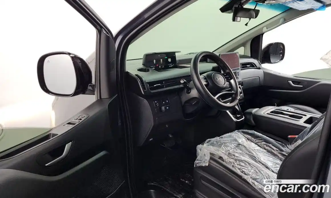 Hyundai Staria 2025 3.5 Автомат в Москве № 529576, фото 9