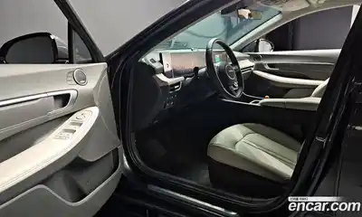 Hyundai Sonata 2024 1.6 Автомат в Москве № 529791, миниатюра 12