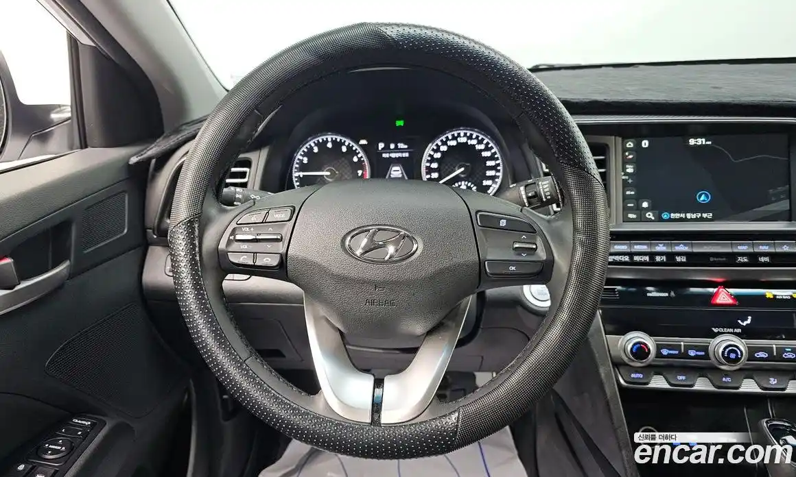 Hyundai Avante 2020 1.6 Автомат в Москве № 529793, фото 16