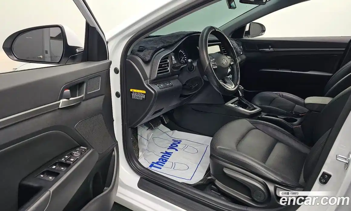 Hyundai Avante 2020 1.6 Автомат в Москве № 529793, фото 10