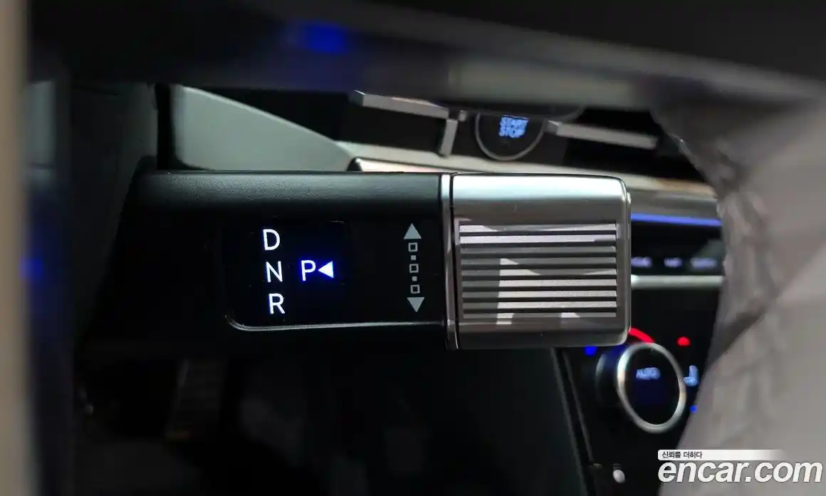 Hyundai Santa Fe 2024 2.5 Автомат в Москве № 530483, фото 9