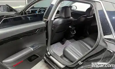 Hyundai Grandeur 2023 3.5 Автомат в Москве № 530935, миниатюра 11