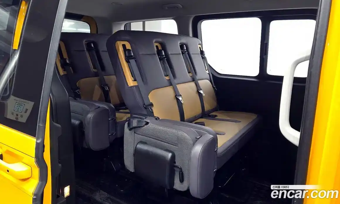 Hyundai Staria 2023 3.5 Автомат в Москве № 531284, фото 12