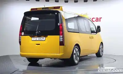 Hyundai Staria 2023 3.5 Автомат в Москве № 531284, миниатюра 2