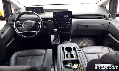 Hyundai Staria 2023 3.5 Автомат в Москве № 531284, миниатюра 7