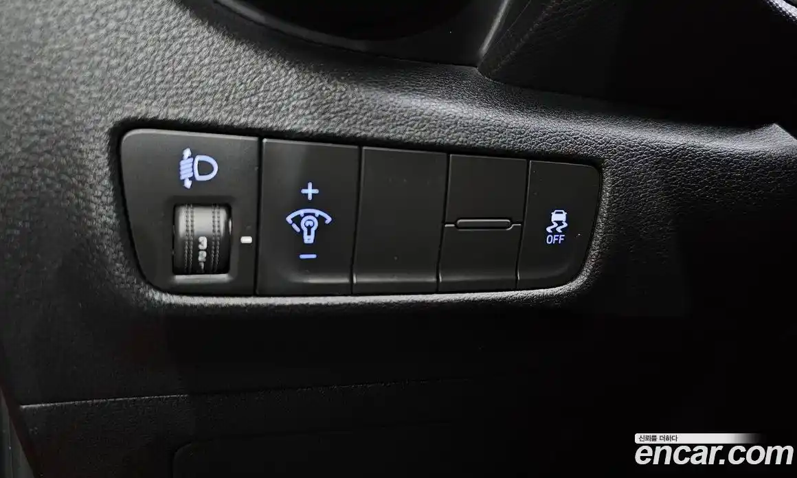 Hyundai Kona 2018 1.6 Автомат в Москве № 531308, фото 15