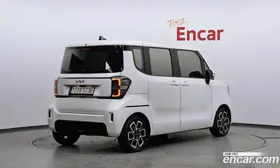 Kia Ray 2023 1.0 Автомат в Москве № 532237, миниатюра 2