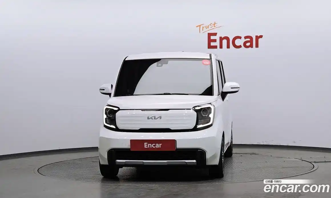 Kia Ray 2023 1.0 Автомат в Москве № 532237, фото 3