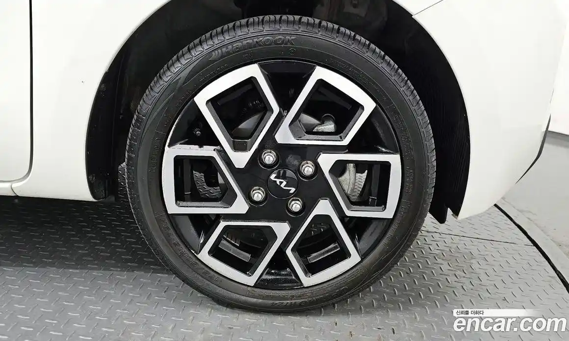 Kia Ray 2023 1.0 Автомат в Москве № 532237, фото 5