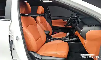 Kia K3 2024 1.6 Автомат в Москве № 532528, миниатюра 10