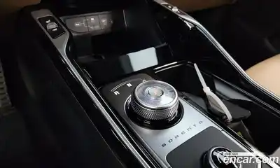Kia Sorento 2024 1.6 Автомат в Москве № 532590, миниатюра 9