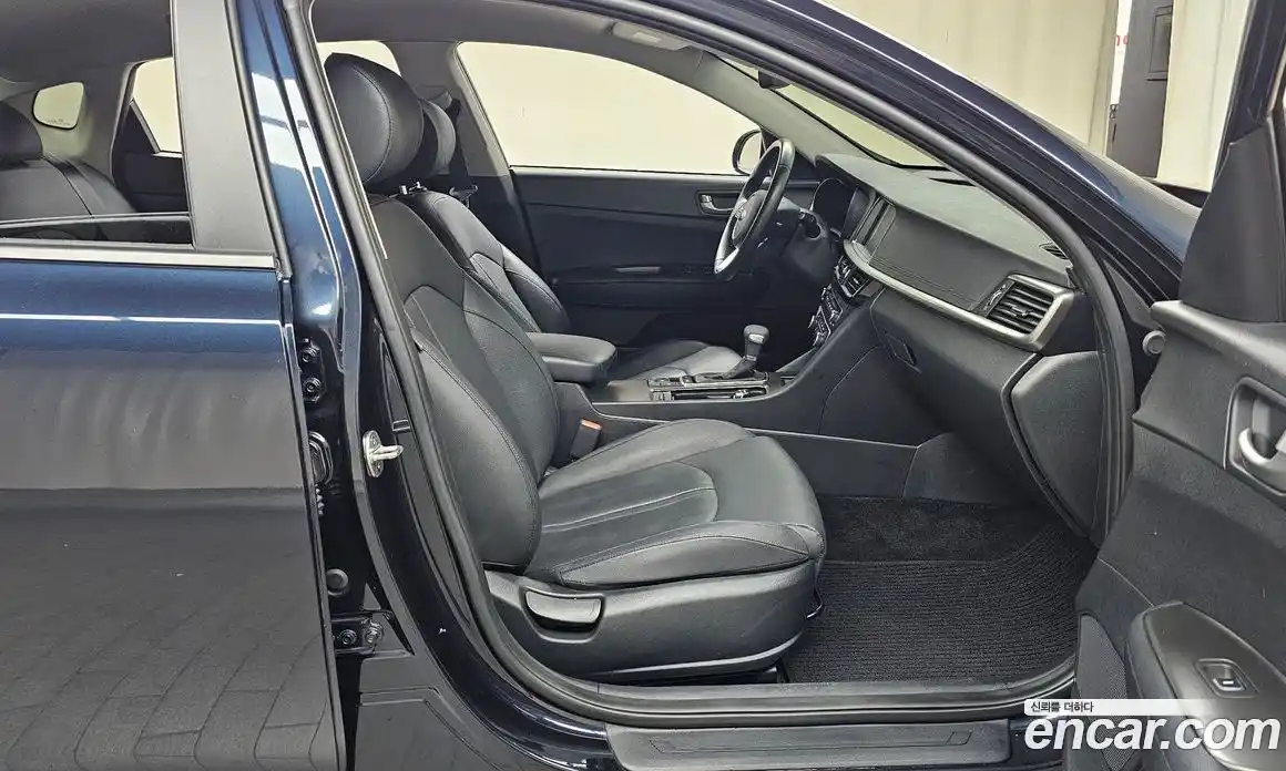 Kia K5 2020 2.0 Автомат в Москве № 532664, фото 11