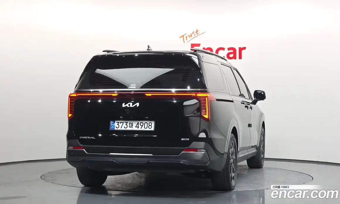 Kia Canival 2024 1.6 Автомат в Москве № 532791, фото 4