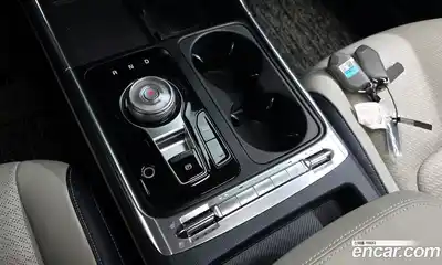 Kia Canival 2024 1.6 Автомат в Москве № 532791, миниатюра 9