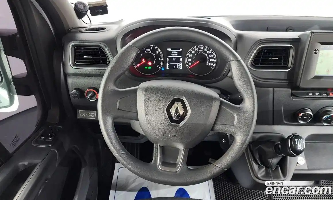 Renault Master 2020 2.3 Механическая в Москве № 533356, фото 13