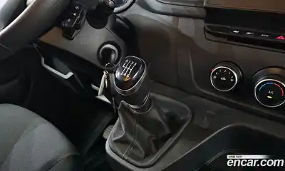 Renault Master 2020 2.3 Автомат в Москве № 533393, миниатюра 9